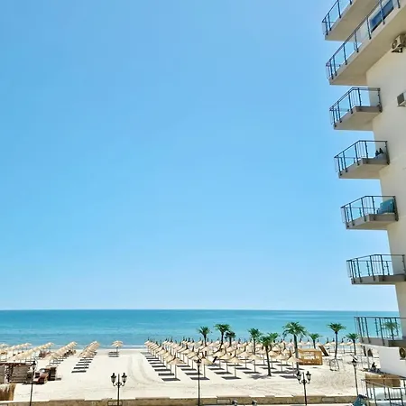 Zen And By Mamaia Nord Apartment *